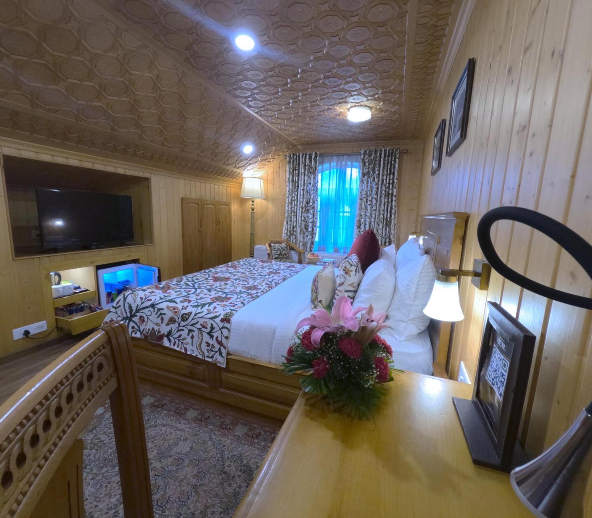 Shaw Inn By Stay Pattern Gulmarg Eksteriør bilde
