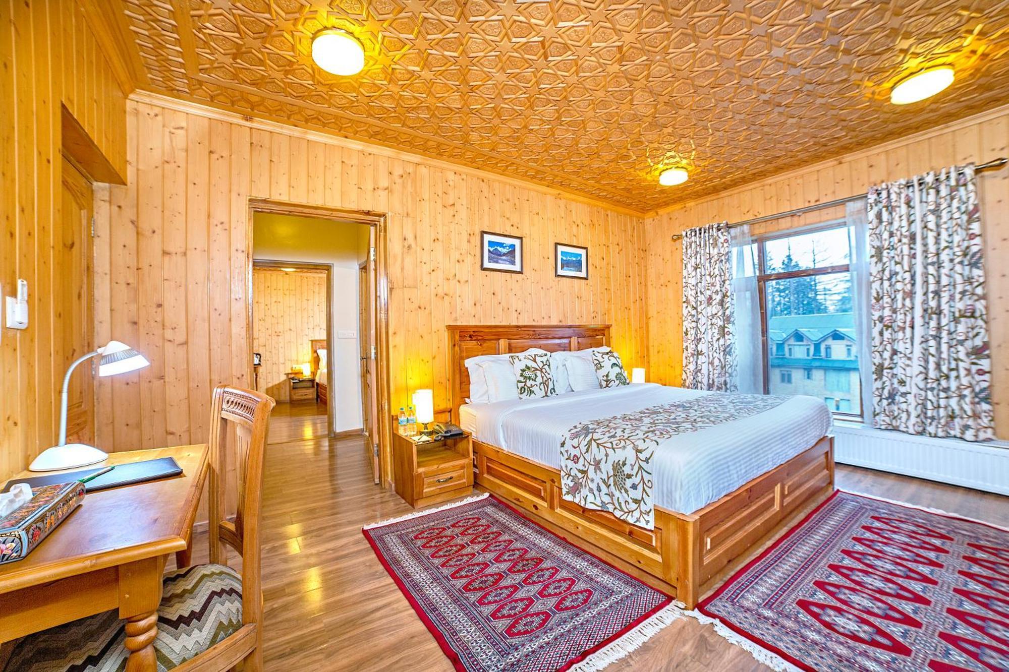 Shaw Inn By Stay Pattern Gulmarg Eksteriør bilde