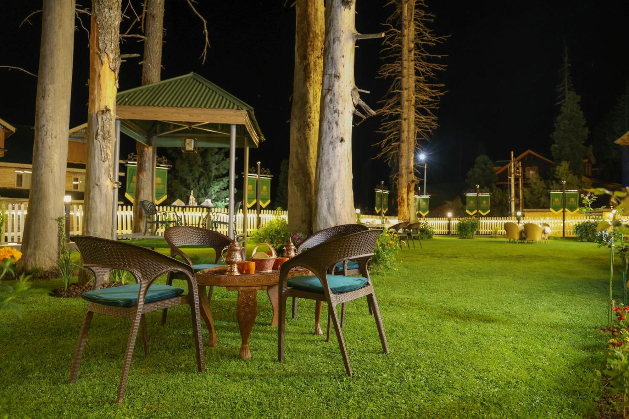 Shaw Inn By Stay Pattern Gulmarg Eksteriør bilde