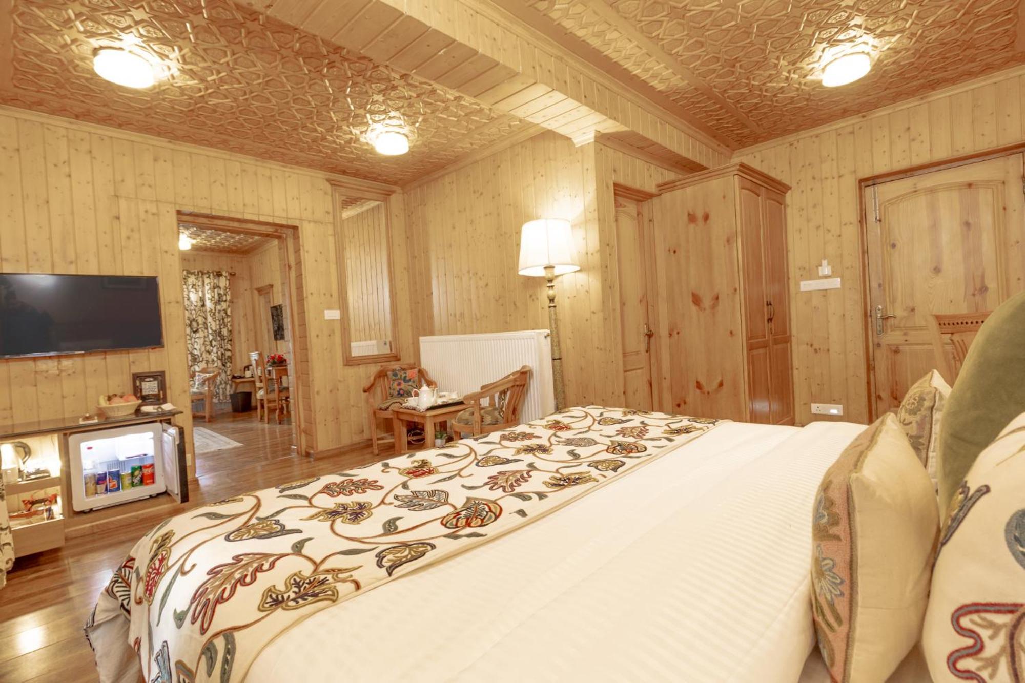 Shaw Inn By Stay Pattern Gulmarg Eksteriør bilde