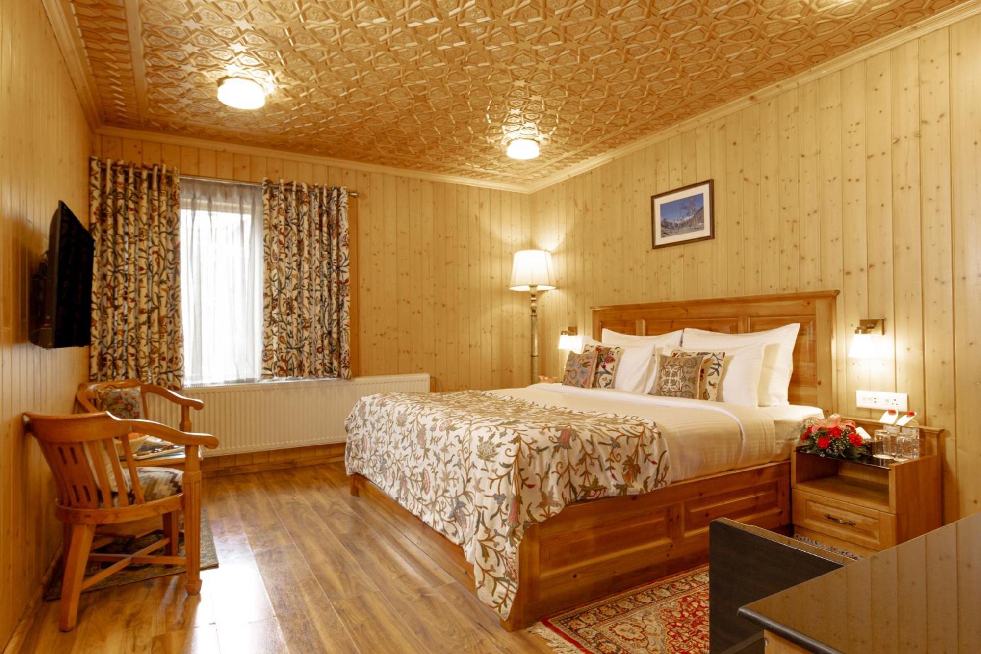 Shaw Inn By Stay Pattern Gulmarg Eksteriør bilde