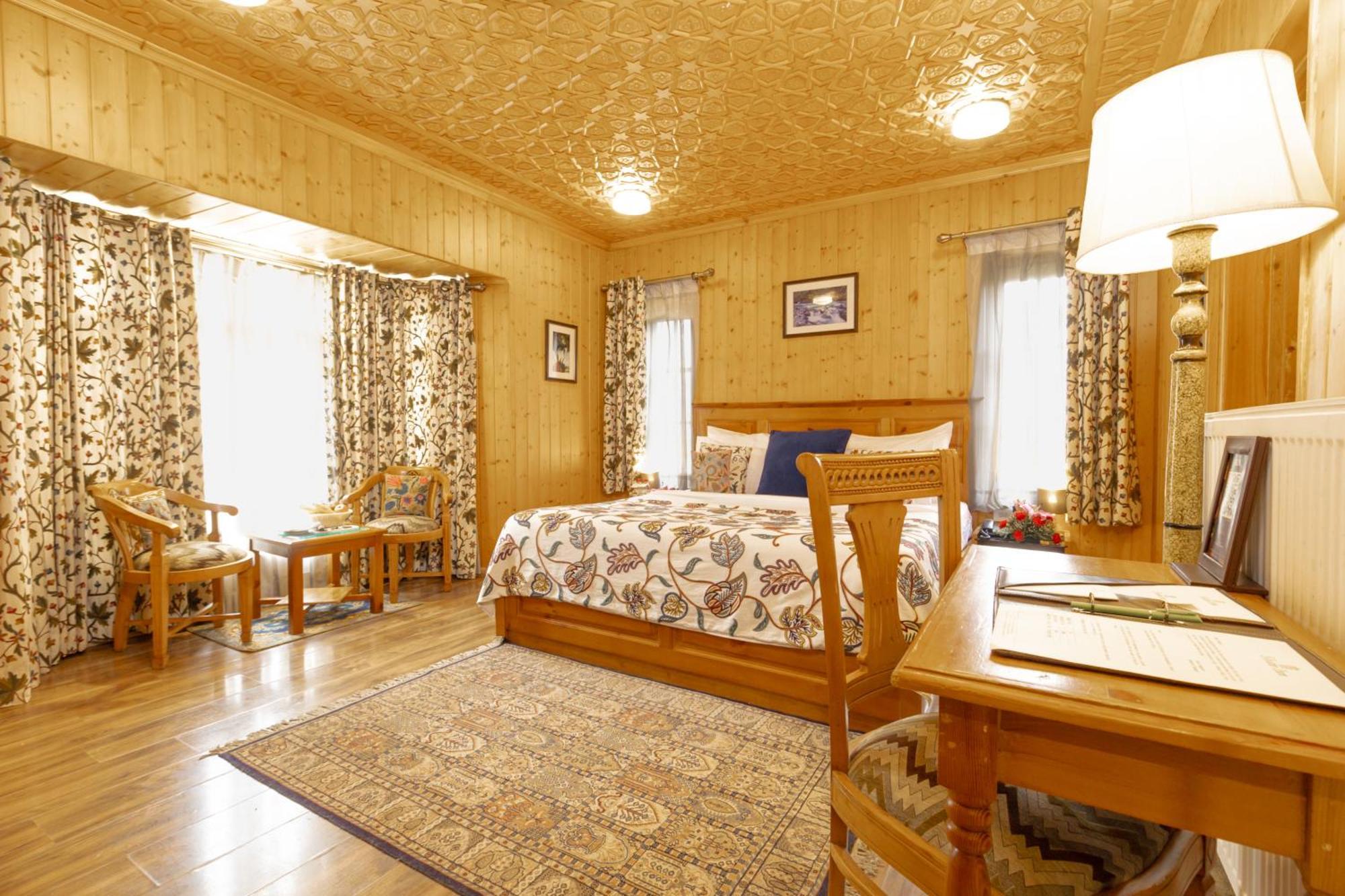 Shaw Inn By Stay Pattern Gulmarg Eksteriør bilde